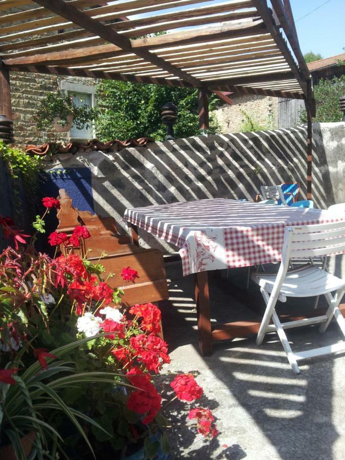 Le Vertige Bed and Breakfast Échandelys Esterno foto
